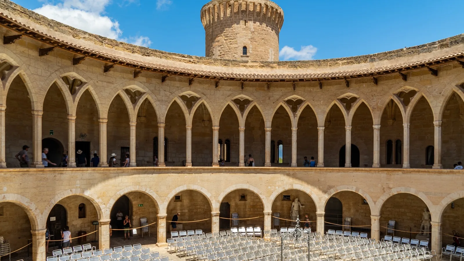 Le château de Bellver : la forteresse circulaire